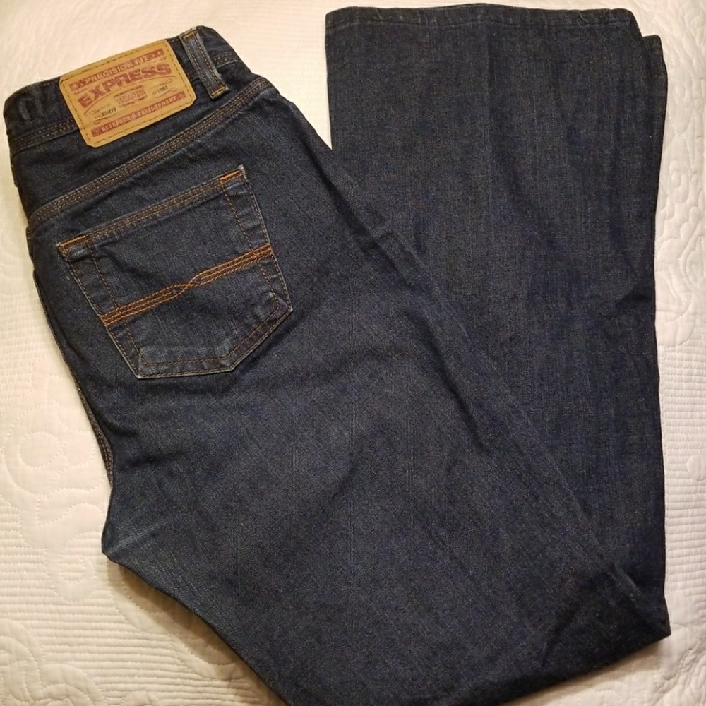 Express Precision Fit Flared Jeans